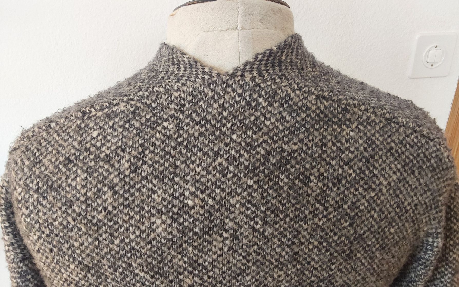 Uniqlo Jacken: Strickjacke uniqlo M grau – Gebraucht aus Köniz von scopello12 5