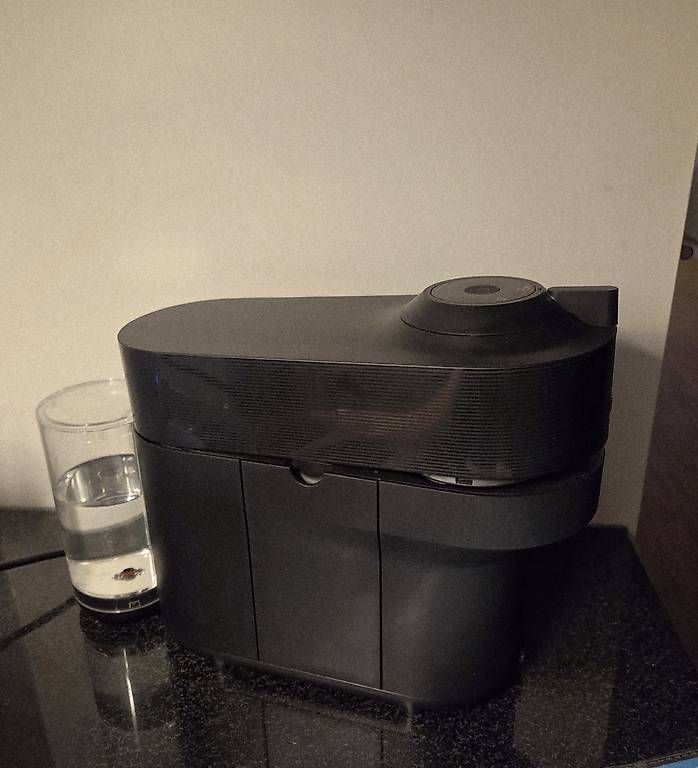 Machines à café & Machines à expresso: Kaffeemaschine Nespresso Vertuo – D'occasion à Kaltbrunn par Helblingm1