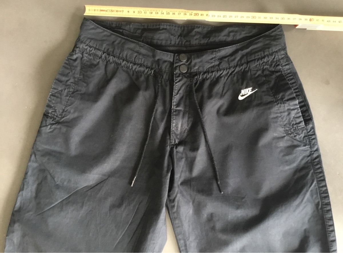 Nike Pantaloni: NIKE Freizeithose – Usato da Eggersriet venduto da Wiese61 1