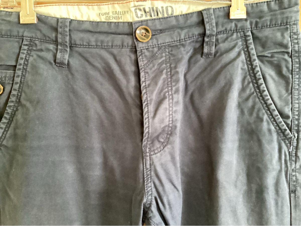 Tom Tailor Hosen: Tom Tailor Denim, Herrenchino, Gr. 31 Inch. – Gebraucht aus Salenstein von Esprit57 1
