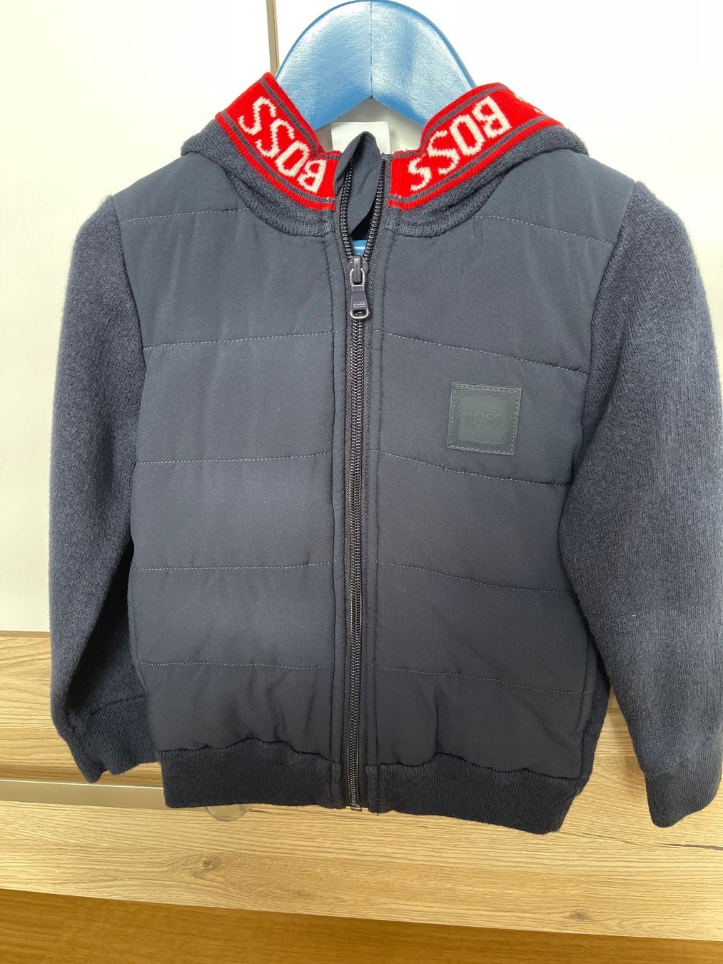 Hugo Boss Jacken & Mäntel: Light Jacket – Gebraucht aus Rickenbach b. Wil von iah_pg6d