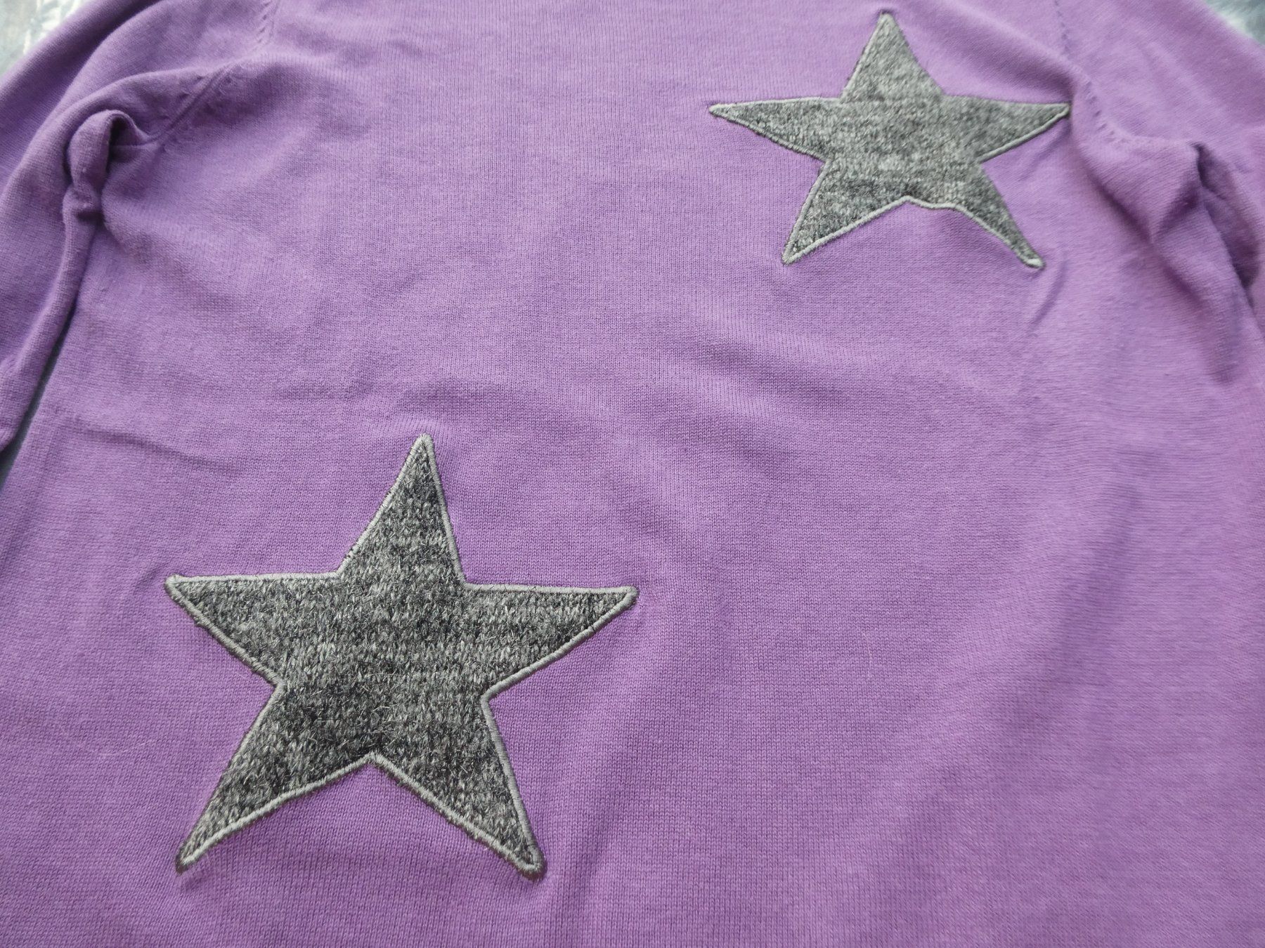 Maglioni & Felpe: Pull violet étoiles femme 40/42 – Usato da Troistorrents venduto da Marion70 1