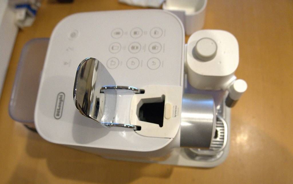 Macchine per caffè & Macchine per espresso: Nespresso Kaffeemaschine – Usato da Dulliken venduto da United_17 1