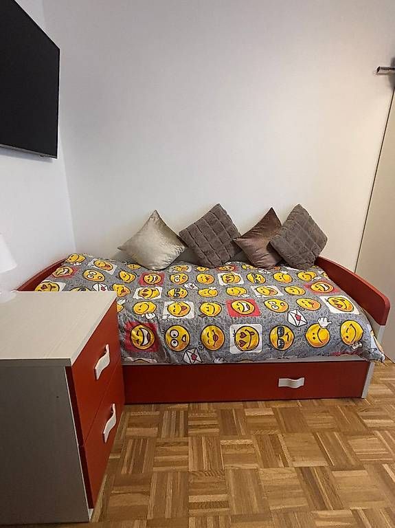 Letti: Vendo letto + comodino  – Usato da Taverne venduto da nic_hql2 1