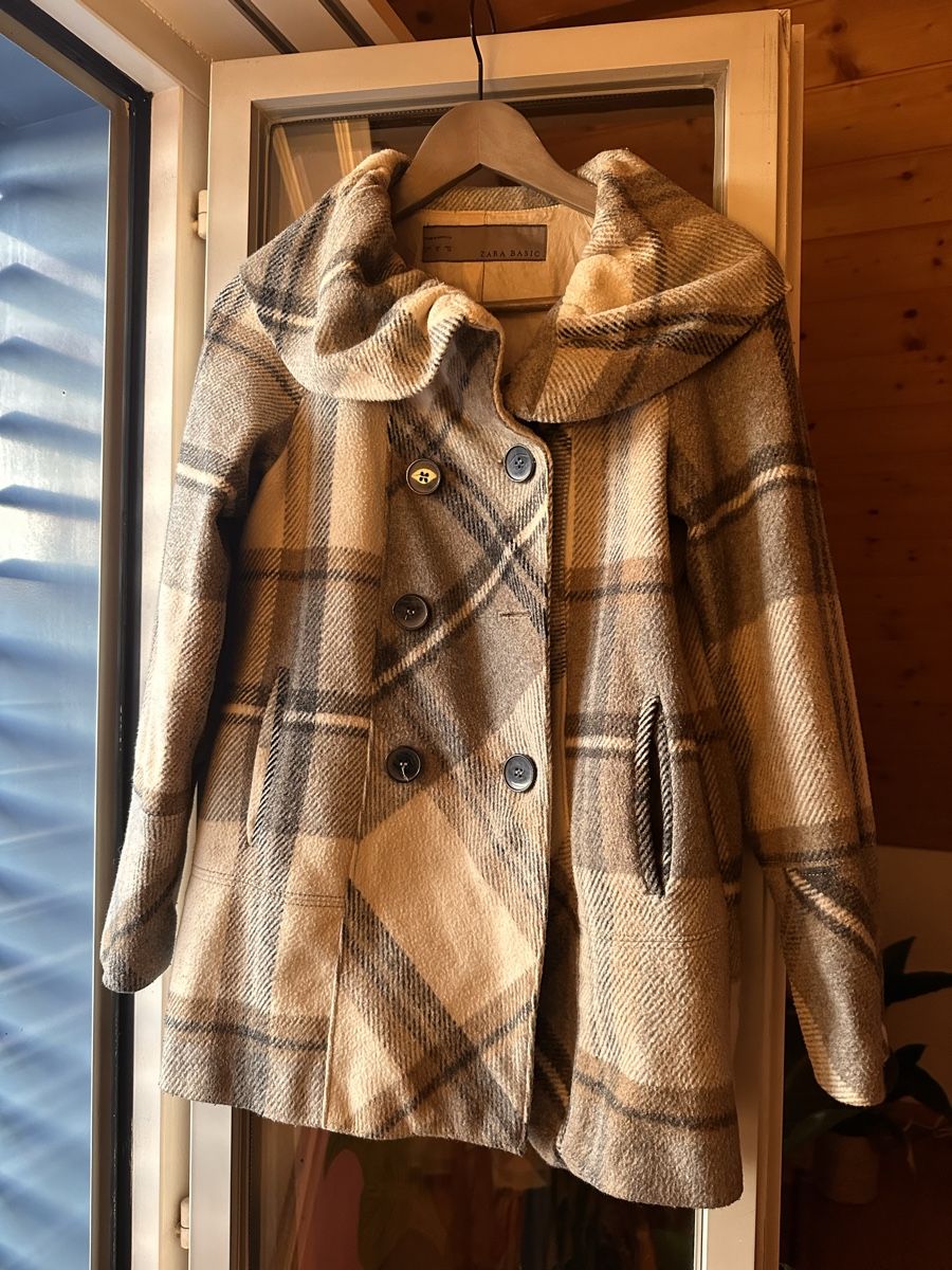 Zara Mäntel: Wintermantel Kariert Grau Zara – Gebraucht aus Zürich von BettinaMarie2308