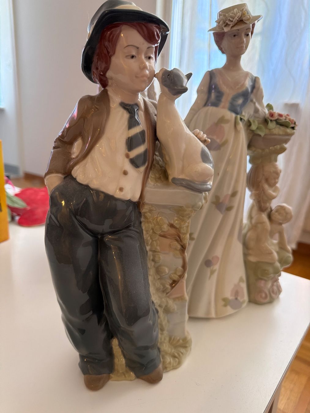 Skulpturen & Statuen: Porzellan Statuen – Gebraucht aus Dällikon von YOTECH 3