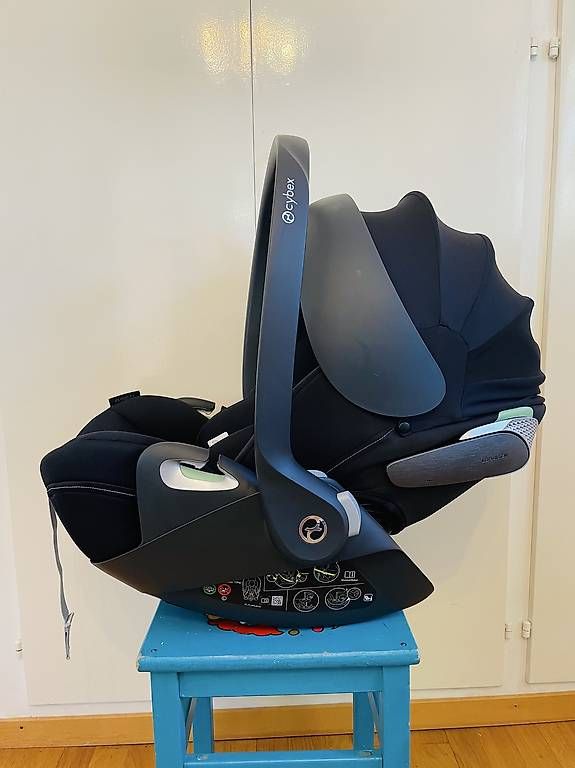 Sièges auto: Siège auto Cybex Cloud T – Neuf avec emballage d'origine à Genève par Alamirk