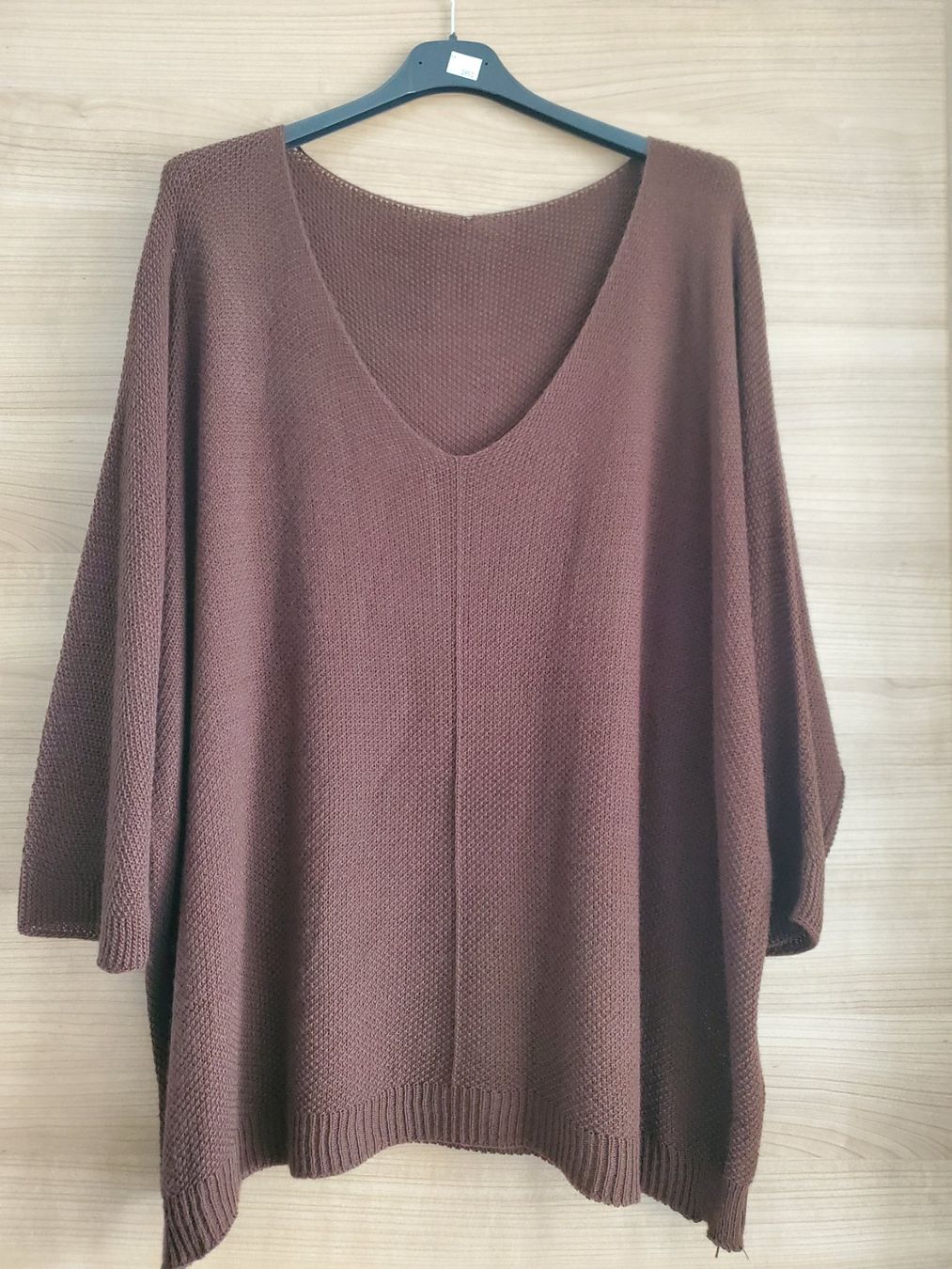 Top: pull – Nuovo e nell'imballaggio originale da Montsevelier venduto da Sherlock007