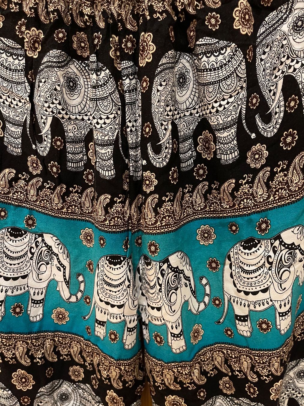 Pantaloni: Elefanten  Aladinhose – Usato da Oberrieden venduto da Boccia1981 2