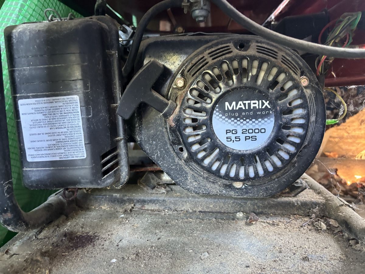 Generatori di corrente: Matrix PG2000 2.3kW Generator – Difettoso da Saland venduto da LionKing17 1