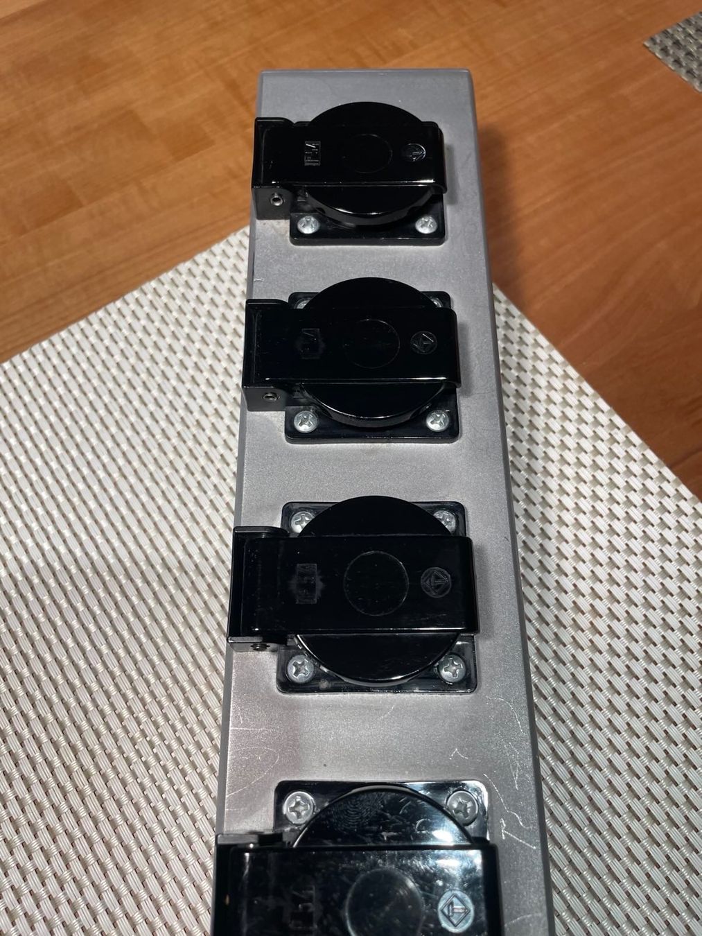Alimentazione elettrica: Hifi Netzleiste JC-Audio SL-2 – Usato da Zürich venduto da baueso 6