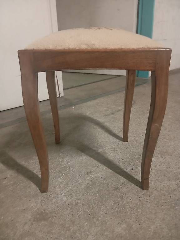 Sgabelli: Gobelin Hocker – Usato da Basel venduto da Petergunn 3