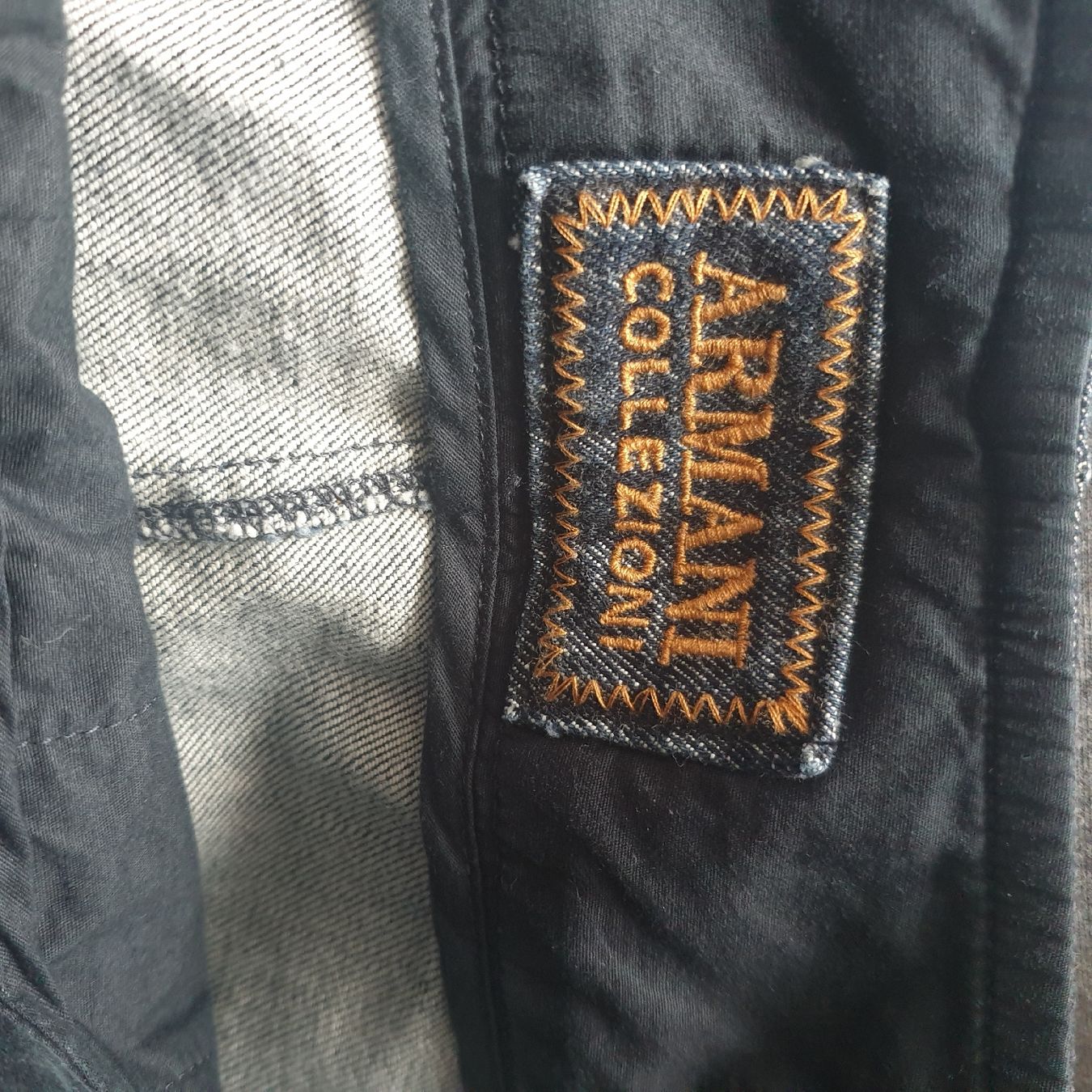 Armani Gonne: Armani Jeansrock Ital. Grösse 52 – Nuovo (secondo la descrizione) da Frenkendorf venduto da Moon111 2