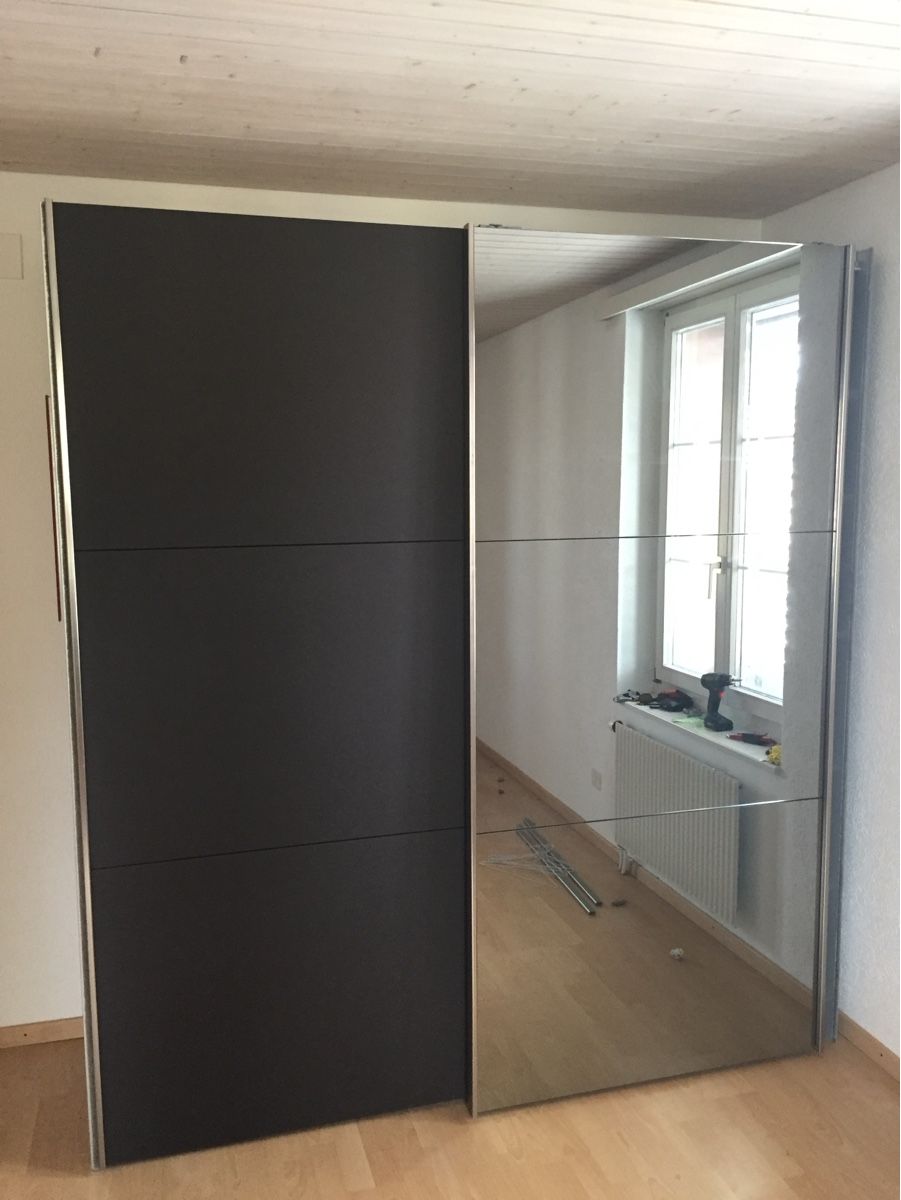 Schränke: Interio Kleiderschrank – Gebraucht aus Winterthur von CalvinW.