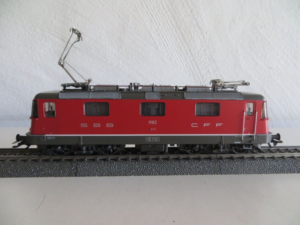 Märklin H0: SBB-E-Lok Re 4/4 II 11162 rot, 3434, WS, OVP (Gebraucht) in ...