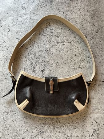 Bally shoulder bag. Vintage purse. Elegant design. Used.
