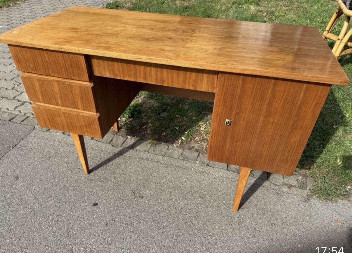 Schreibtische: Schreibtisch vintage – Gebraucht aus Bern von wal_qv9w 1
