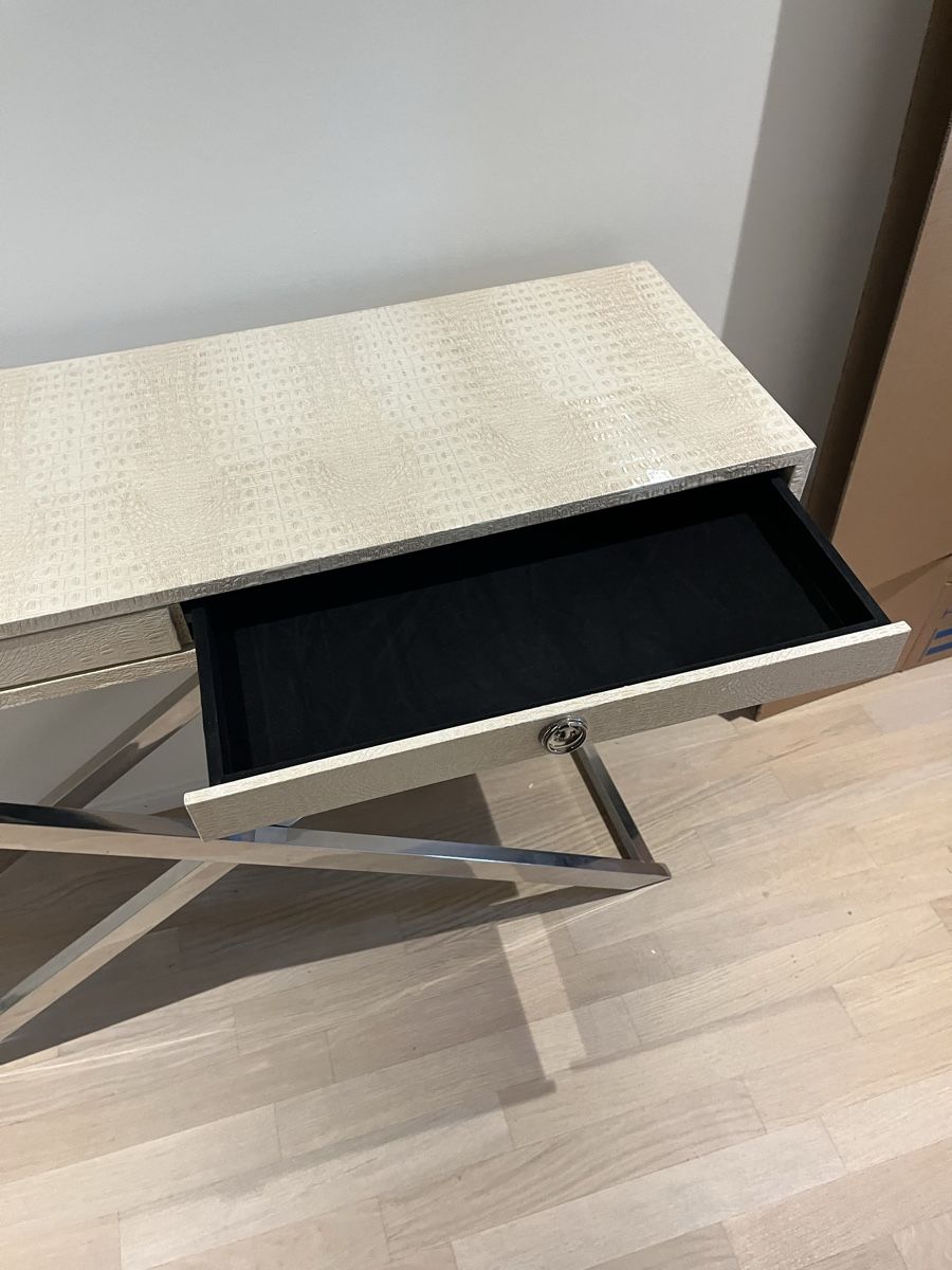 Comodini: Empire Art console table – Usato da Zürich venduto da olg_m6st 3
