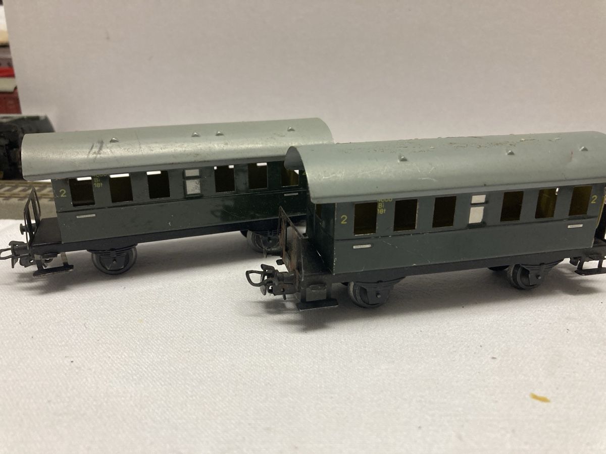 Märklin Modelleisenbahnen: Märklin Personenwagen – Gebraucht aus Port von Ipuel