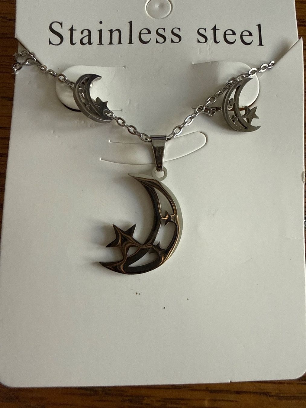 Ketten: Halskette mit Ohrringen-Stainless Steel-Schmuck-Hals-Ohren – Neu und originalverpackt aus Teufenthal AG von MeineSchatztruhe