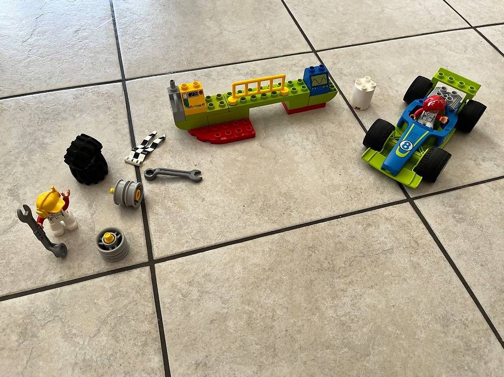 Giocattoli: Lego duplo Rennwagen 6143 – Usato da Ueken venduto da Mark062