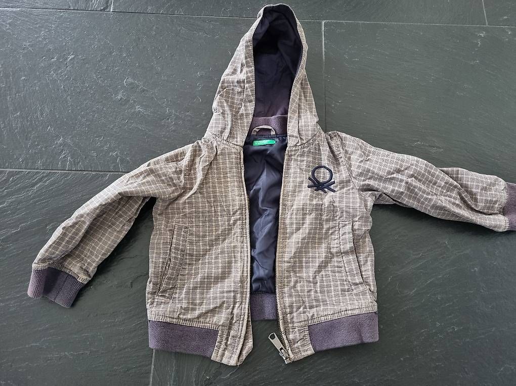 Jacken & Mäntel: Übergangsjacke Benetton Gr 82 – Gebraucht aus Wängi von ann_qj8y