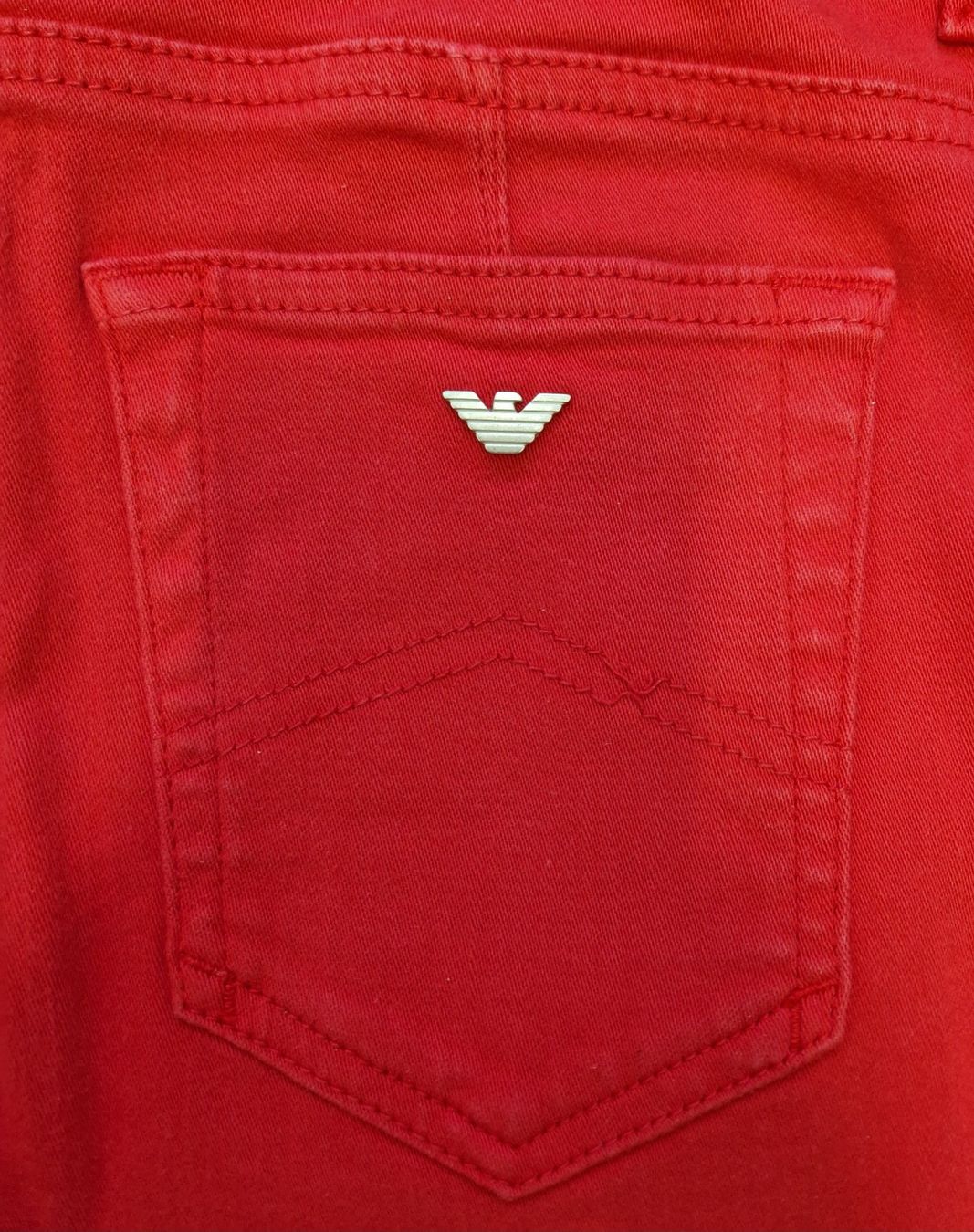 Armani Pantaloni: Armani Junior - Rote Jeans Gr. 144 – Usato da Fribourg venduto da gua_7jvq 4
