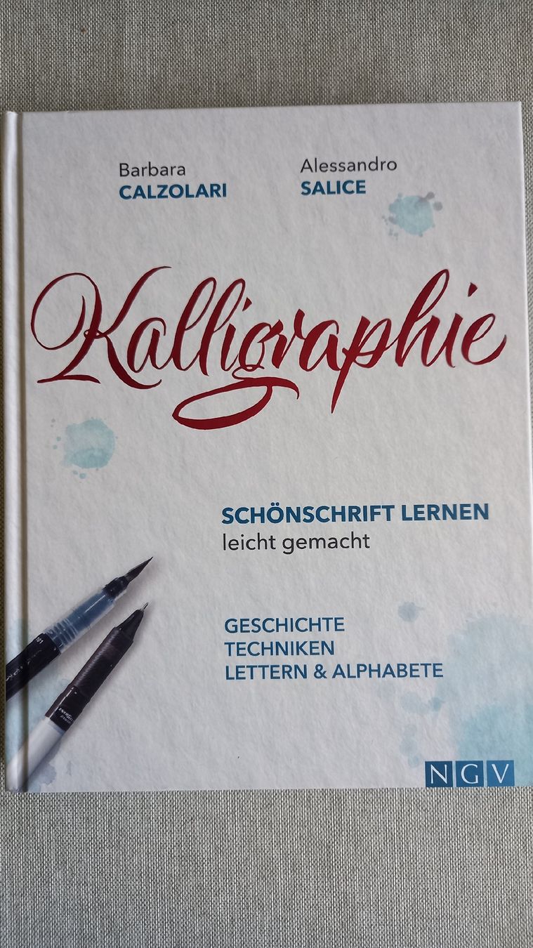 Libri: Kalligraphie-Schönschrift leicht gemacht – Nuovo (secondo la descrizione) da Adelboden venduto da heu_brt5