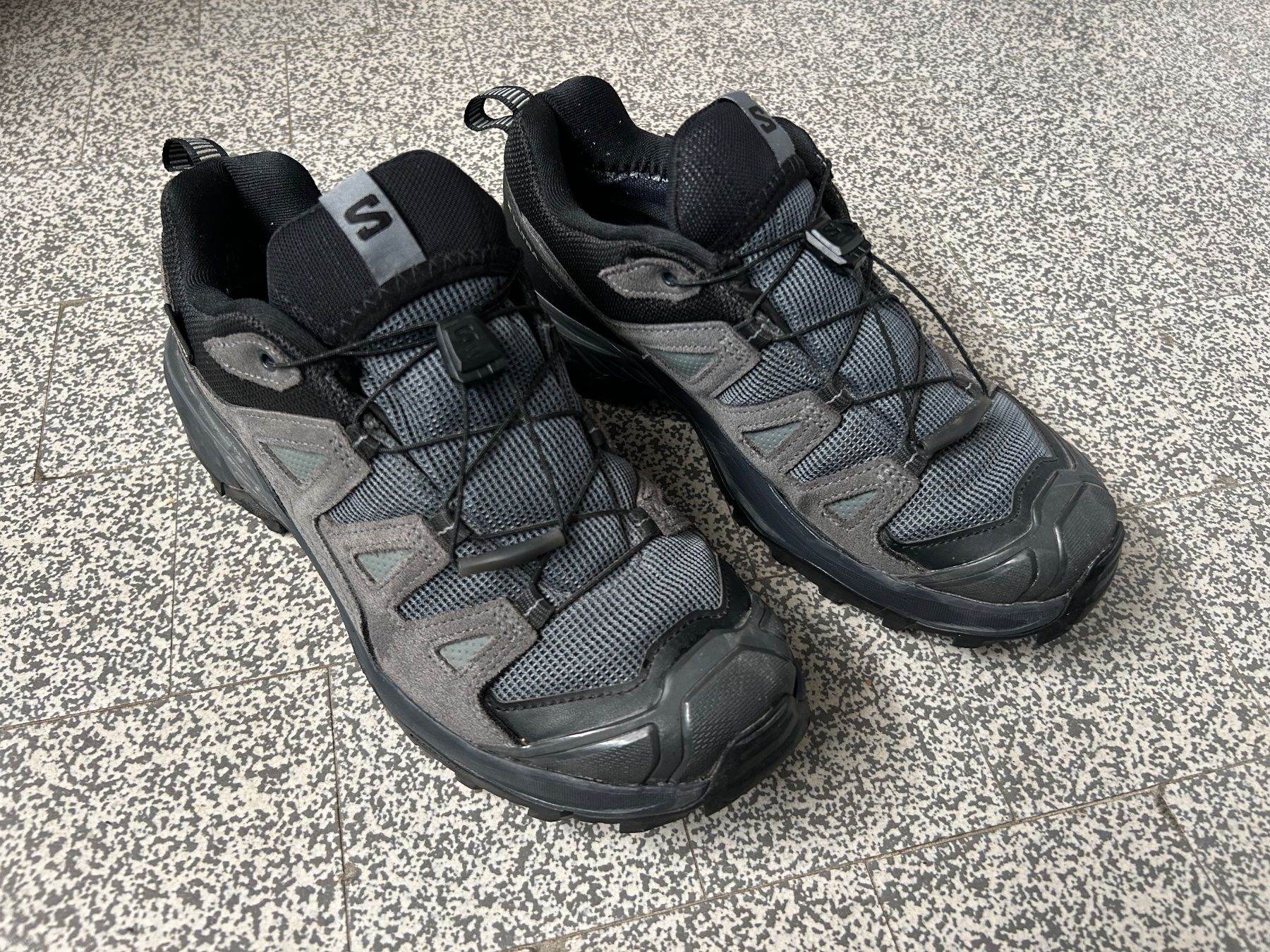 Salomon Scarpe da uomo: Salomon Wanderschuhe Gr. 39 1/3 – Usato da Stadel venduto da pepperoni65 1