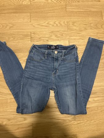 Hollister jeans size XS