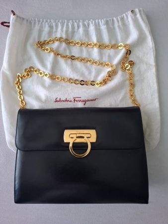 Neue Salvatore Ferragamo Handtasche