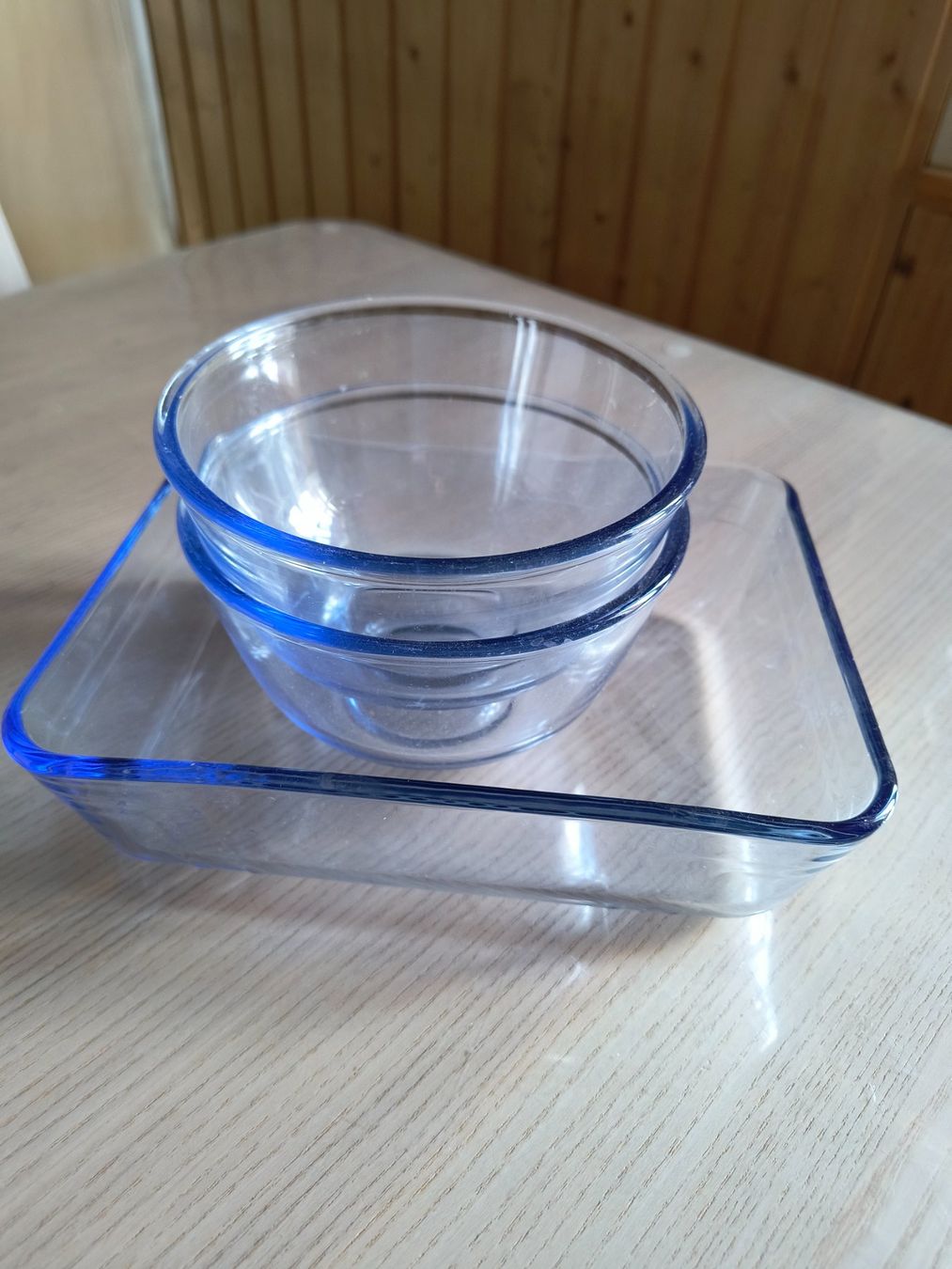 Pyrex Ciotole: 2x Pyrex Schüsseln + Pyrexform – Usato da Neuhausen am Rheinfall venduto da VALAMA 2