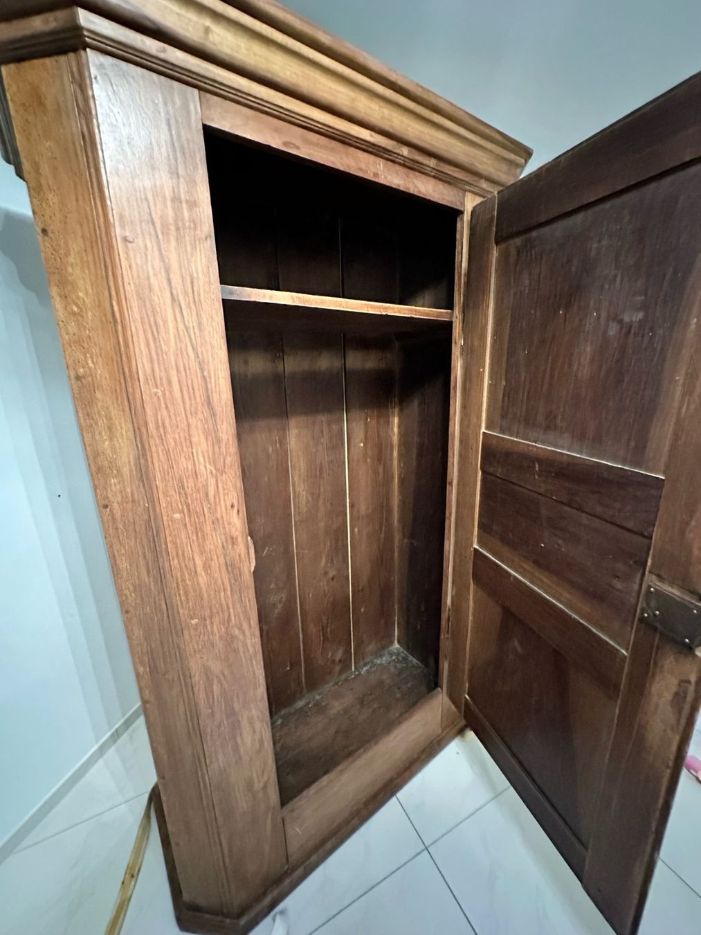 Armoires: alte antike Eichenholz Schrank – D'occasion à Uhwiesen par fel_5ghs 3
