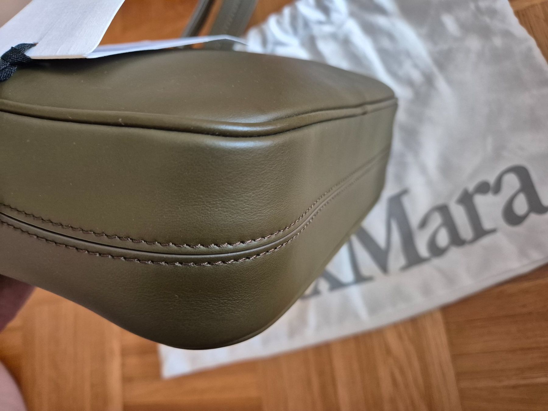 Max Mara Taschen für Damen: Wunderschöne Umhängetasche von MaxMara !!! – Neu und originalverpackt aus Flühli LU von Conny_88 4