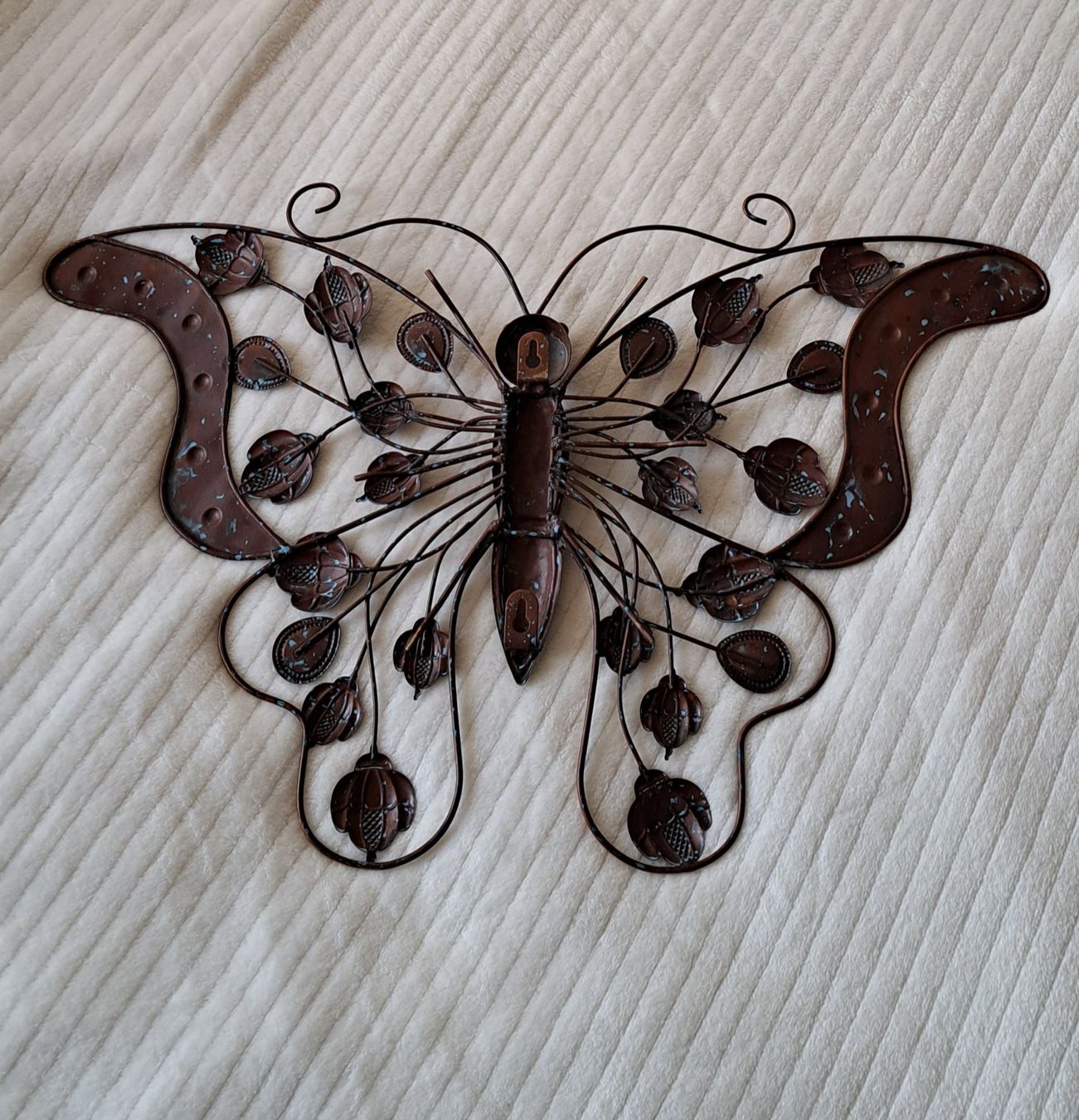 Alle Dekorationen: Déco murale papillon en métal, – Neu und originalverpackt aus Meyrin von gazon02 1