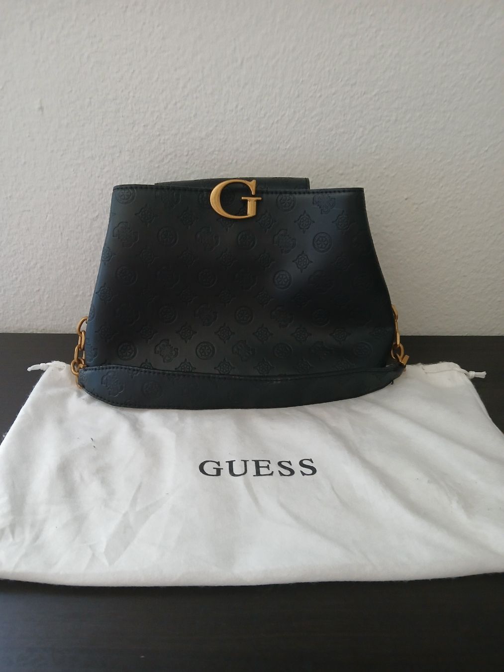 Guess Borse da donna: !!! Guess Handtasche !!! – Usato da Reinach BL venduto da Ibizo69