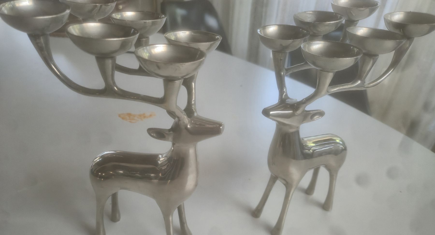 Tutte le decorazioni: Kerzenständer Hirsch 2er Set Metall Alpenchic Silber Deko. – Usato da Einsiedeln venduto da Simka85 1