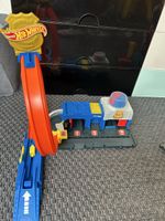 Hot Wheels Garage Track Set, Blue/Orange, Used Condition