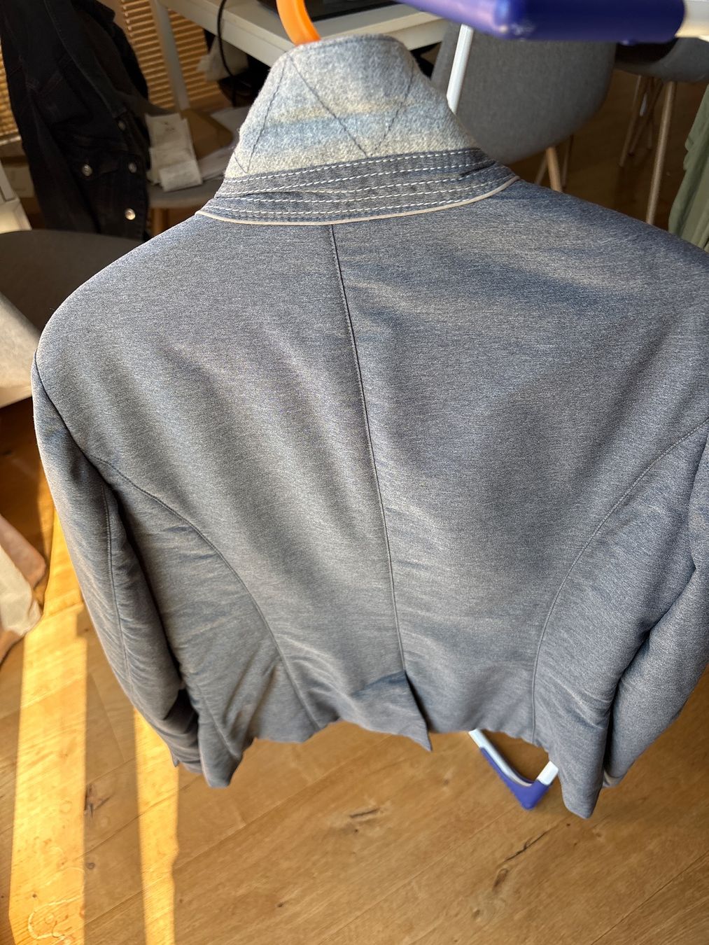 Giacche: Veste blazer Aquarama – Usato da Préverenges venduto da Gilchris 2