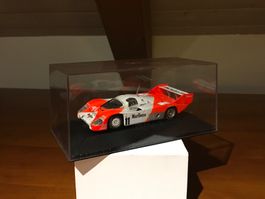 Porsche 956 N°11 Marlboro 1/43 no Minichamps