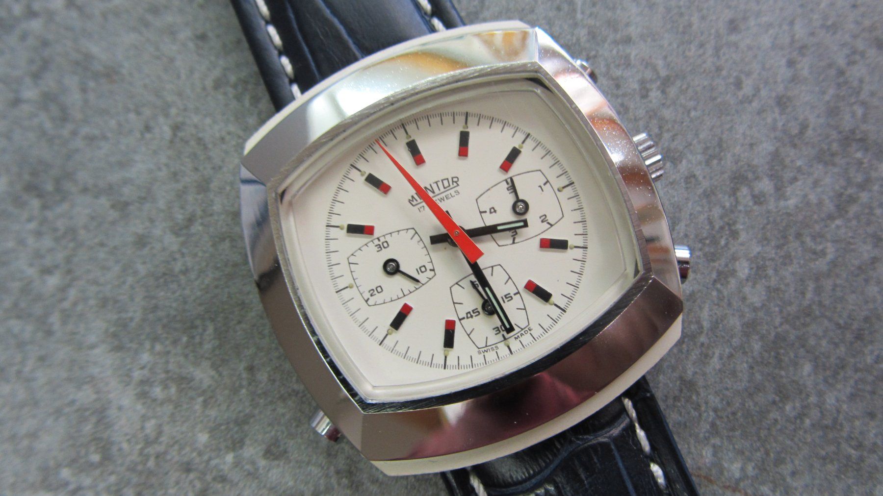 Uhren: MENTOR Chronograph, Vintage 70zigerj. – Gebraucht aus Hölstein von niala06