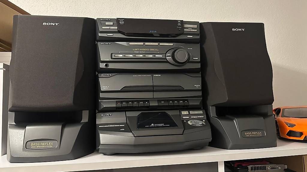 Sistemi audio & multimediali: Sony Radio CD player – Usato da Zürich venduto da Dibi90