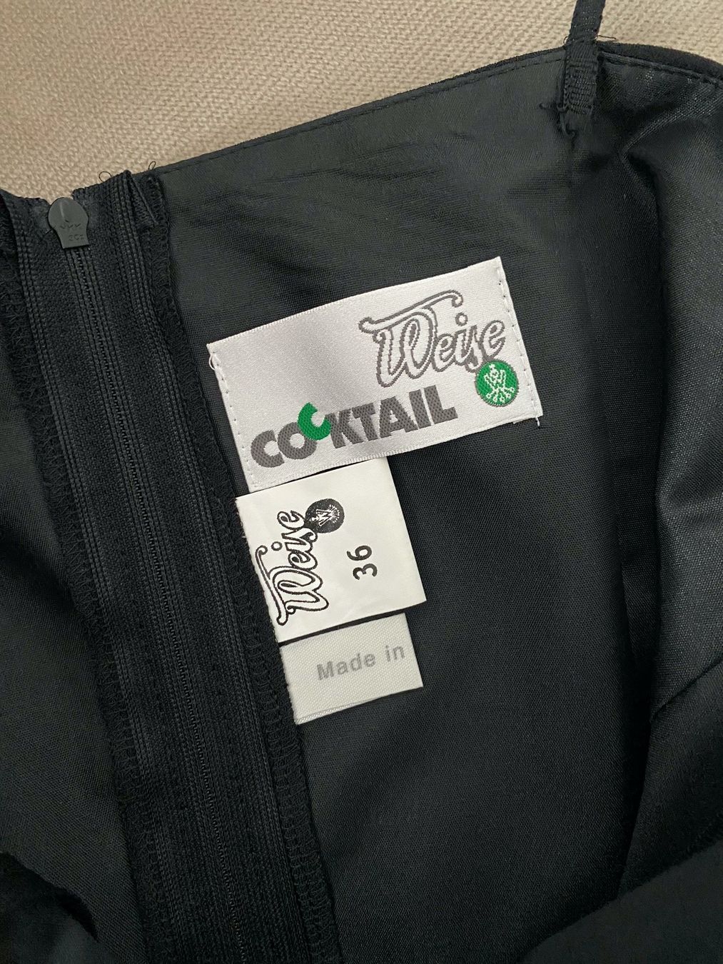 Vestiti: Schwarzes Cocktailkleid Gr. 36 – Nuovo (secondo la descrizione) da Bülach venduto da Sambora8 2