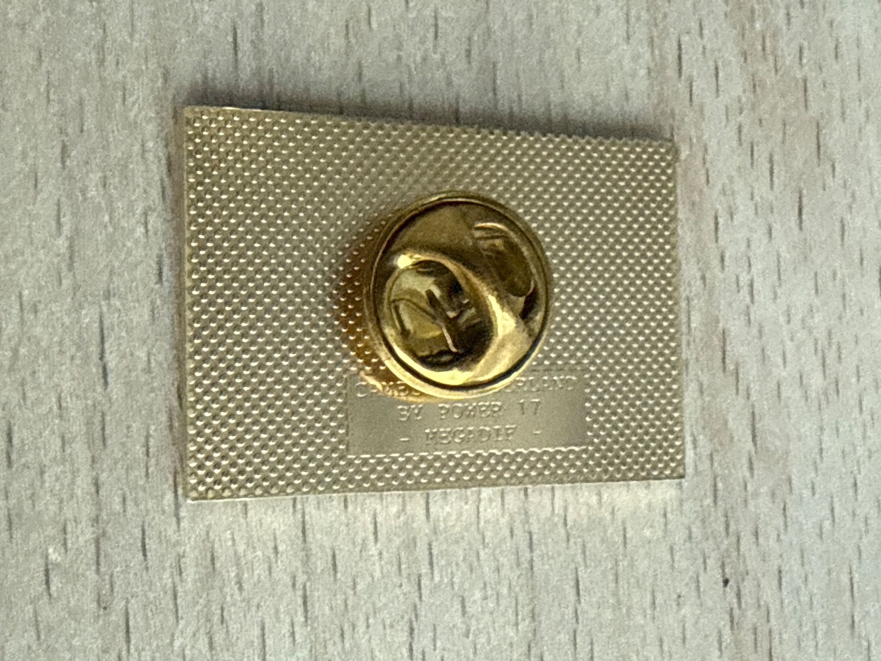 Plaquettes & Badges: Pin Pyramide – D'occasion à Glattbrugg par Schweigmatt 1