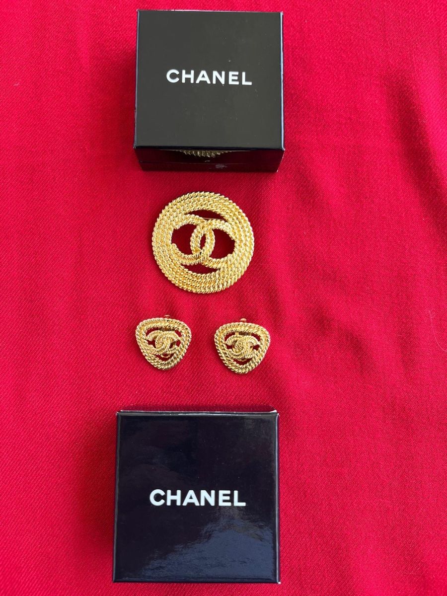 Chanel Orecchini pendenti & Orecchini a lobo: CHANEL Clip-Ons und Brosche – Usato da Widen venduto da evce1318 2