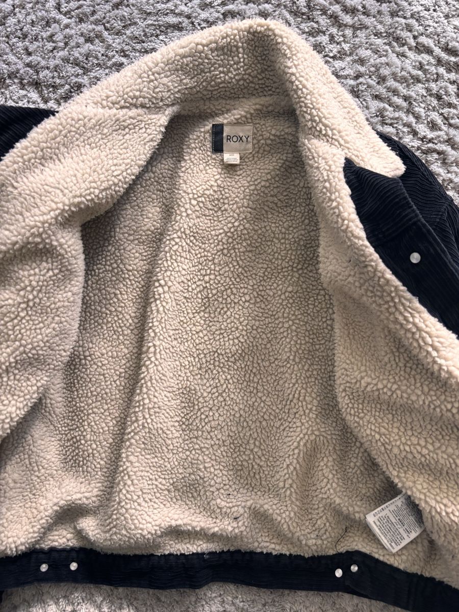Roxy Jacken: Roxy Jacke schwarz Gr. S – Gebraucht aus Luzern von sumsili 1