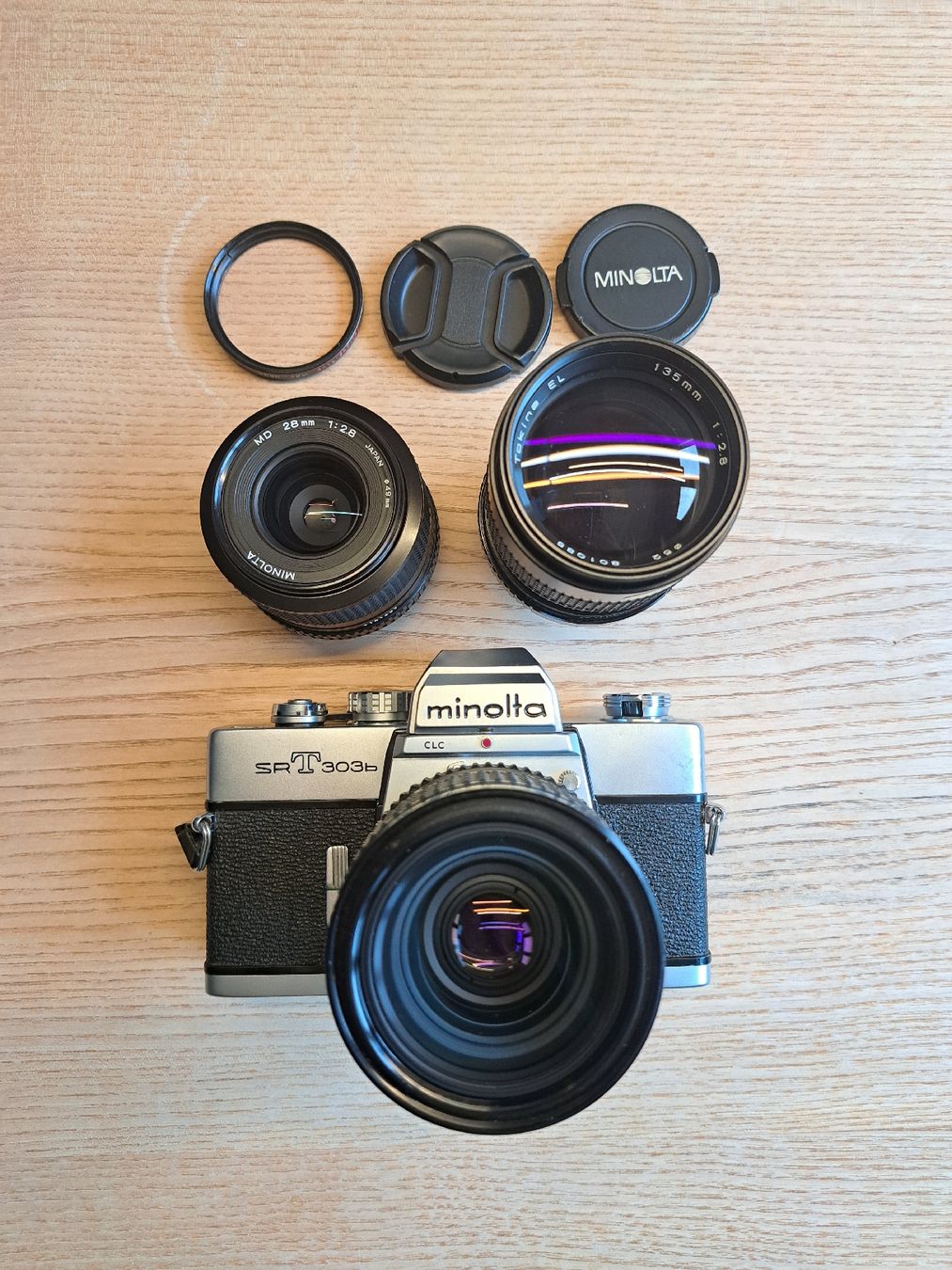 Minolta Kamera: Minolta SRT303b mit Objektiven und Koffer – Gebraucht aus Ringgenberg BE von Veloeli-