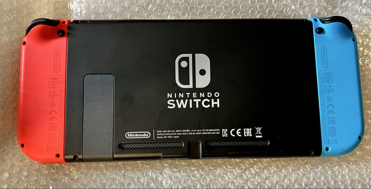 Nintendo Consoles: Nintendo Switch V1  – D'occasion à Grandevent par David28313 2
