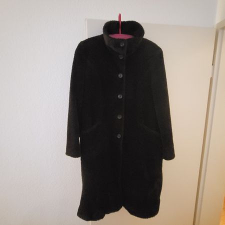 schwarzer Wollmantel von GIL BRET