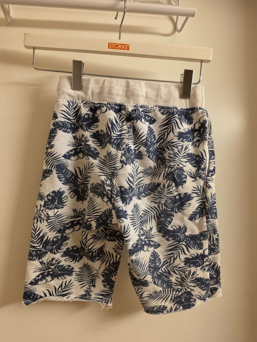 La Redoute Hosen: Jersey-Shorts Gr. 128 – Gebraucht aus Zürich von Pemberleys 1